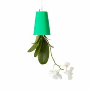 zavesny plastovy kvetinac sky planter od boskke
