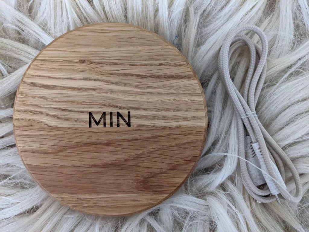 Aká je česká bezdrôtová nabíjačka MIN PAD? Očarí vzhľadom 69 bezdratova nabijecka minshop 093154207 1024x768 1